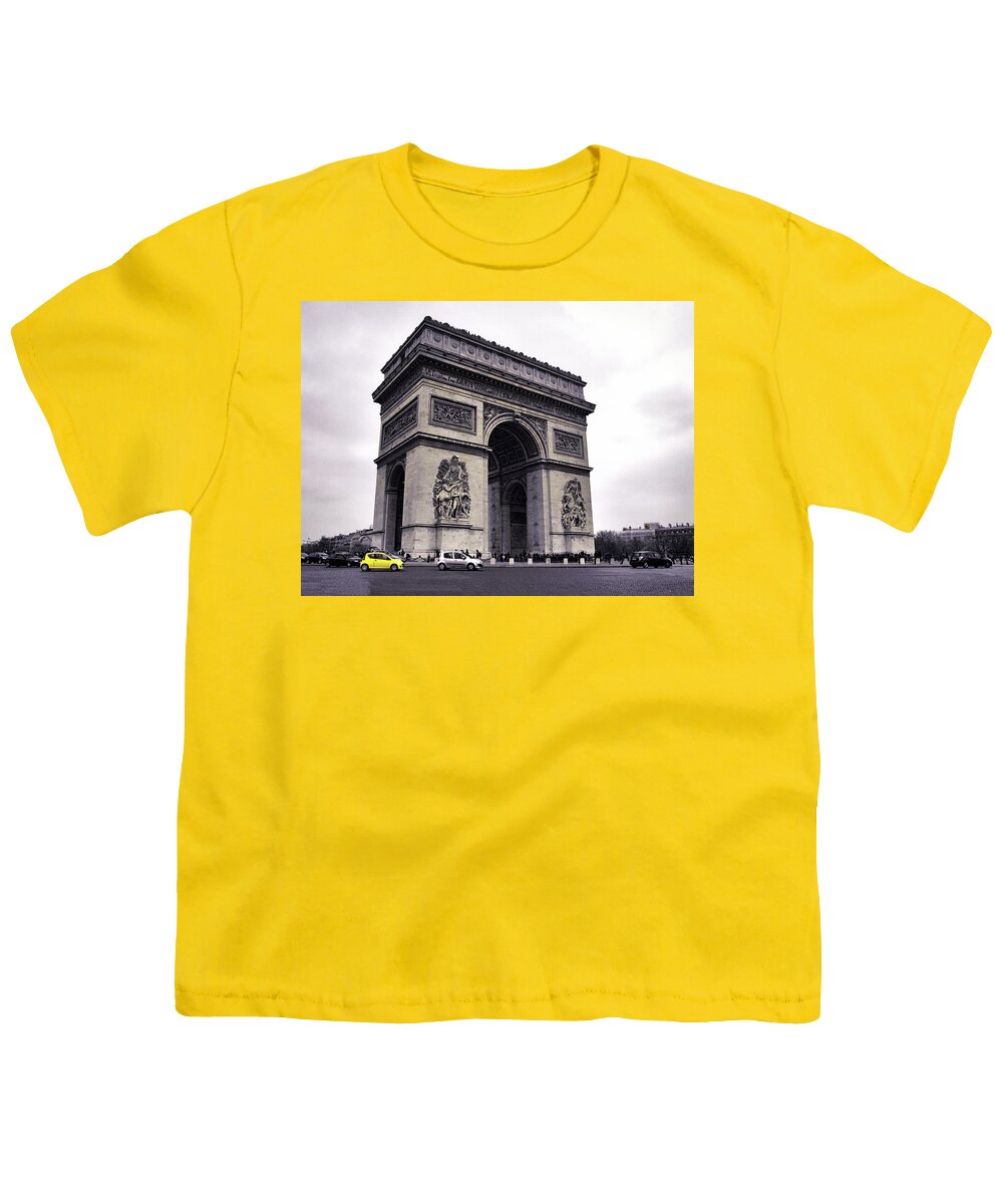Arc De Triomphe Youth T-Shirt featuring the photograph Arc de Triomphe Avec du Jaune by Susan Maxwell Schmidt