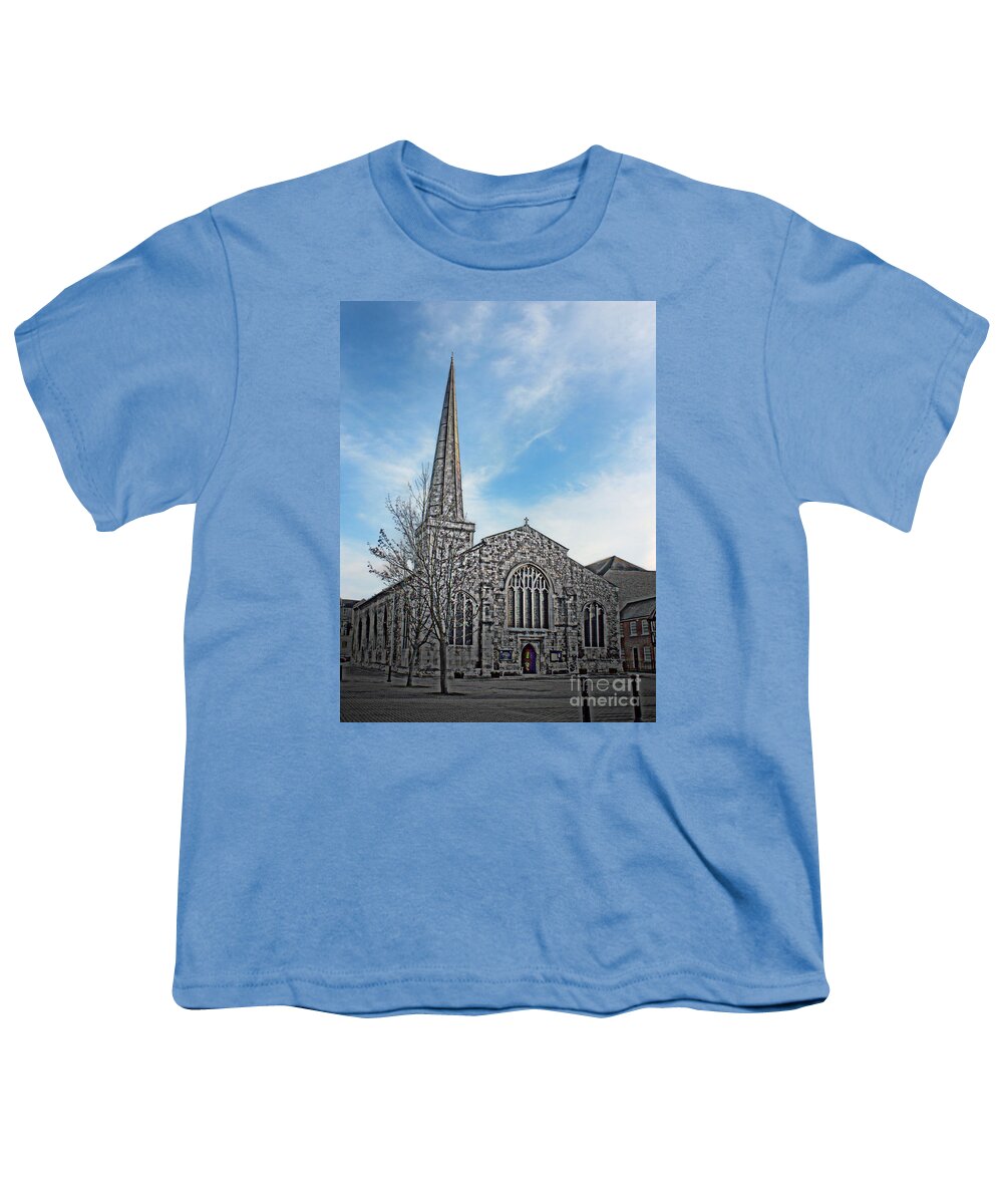 St Michaels Youth T-Shirt featuring the photograph St Michael's Church Southampton Hampshire by Terri Waters