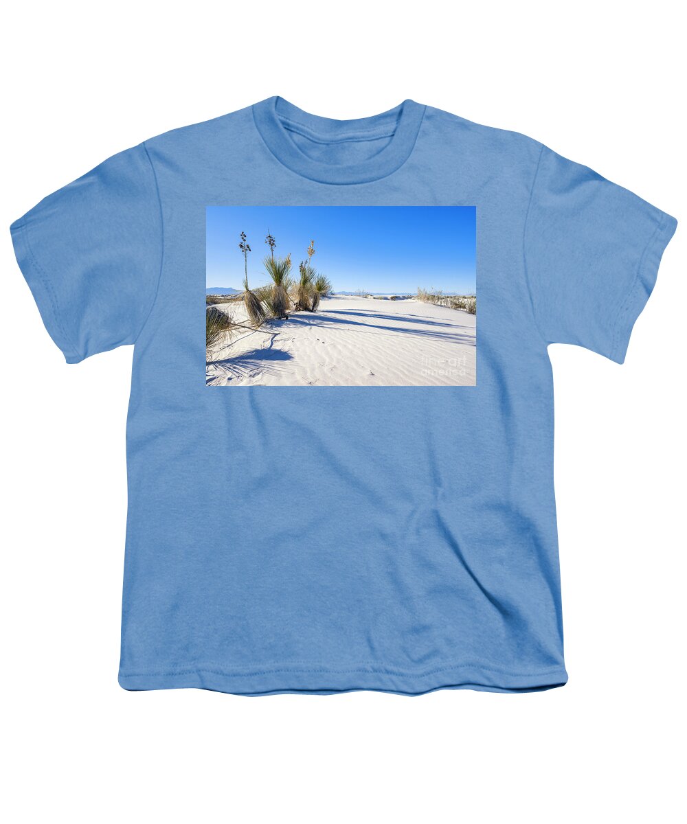 Chihuahuan Desert Youth T-Shirt featuring the photograph White Sands Gypsum Dunes #2 by Raul Rodriguez