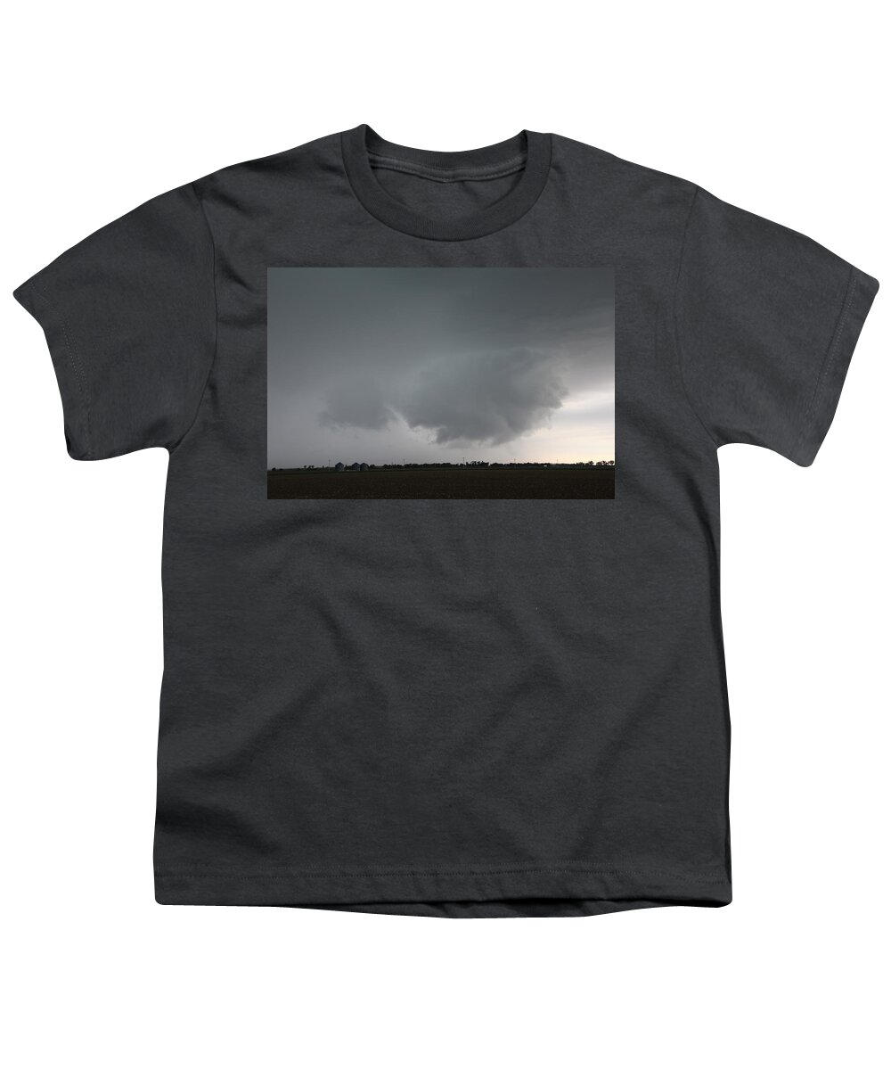 Stormscape Youth T-Shirt featuring the photograph Strong Nebraska Supercells #2 by NebraskaSC