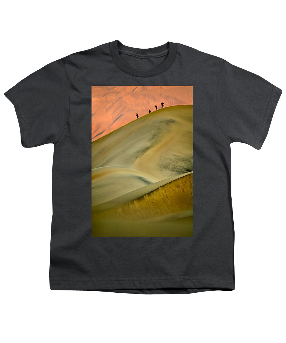 2006 Youth T-Shirt featuring the photograph Dawn Viewers at Death Valley by Robert Charity