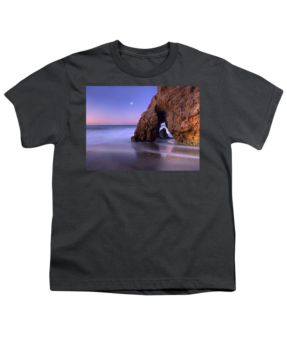 00175769 Youth T-Shirt featuring the photograph Sea Arch And Full Moon Over El Matador #1 by Tim Fitzharris