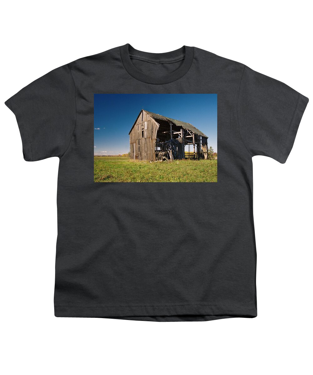 Barn Youth T-Shirt featuring the photograph Holdin' On by Ron Weathers