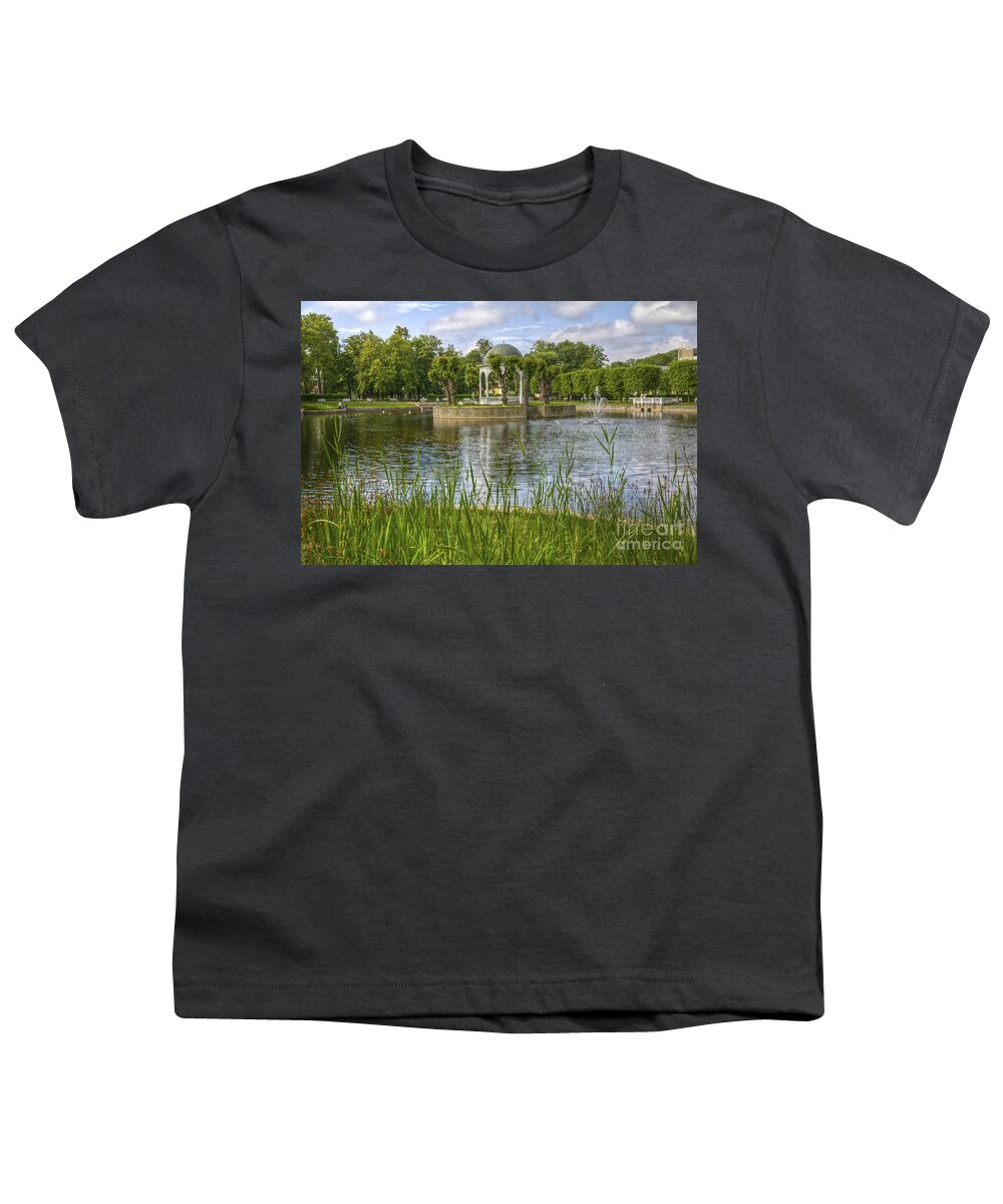 Park Youth T-Shirt featuring the photograph Kadriorg Park by Clare Bambers