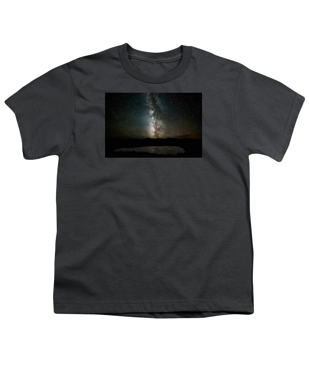Night Sky Youth T-Shirt featuring the photograph 2 1/2 Mile High Milky Way by Darren White