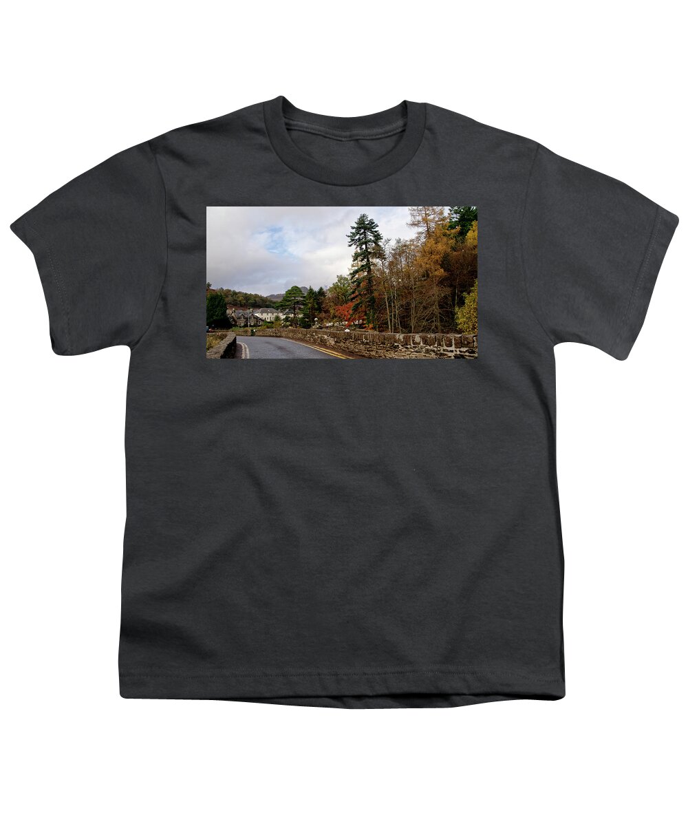 Bridge Youth T-Shirt featuring the photograph Bridge over Dochart at Killin by Elena Perelman