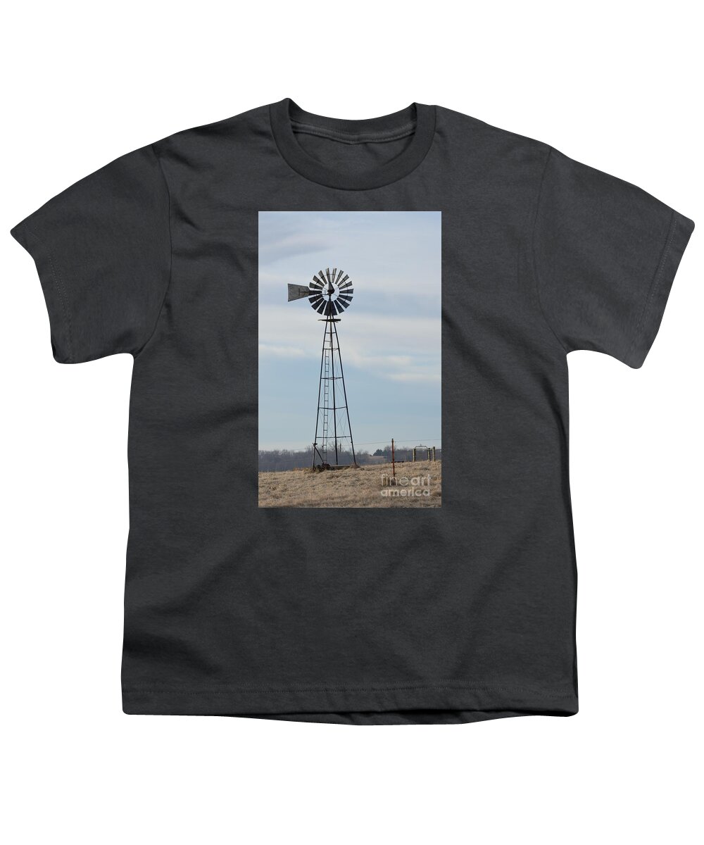 Wind Mill Windmill Midwest Farm Field Youth T-Shirt featuring the photograph Classic Windmill 3030 by Ken DePue