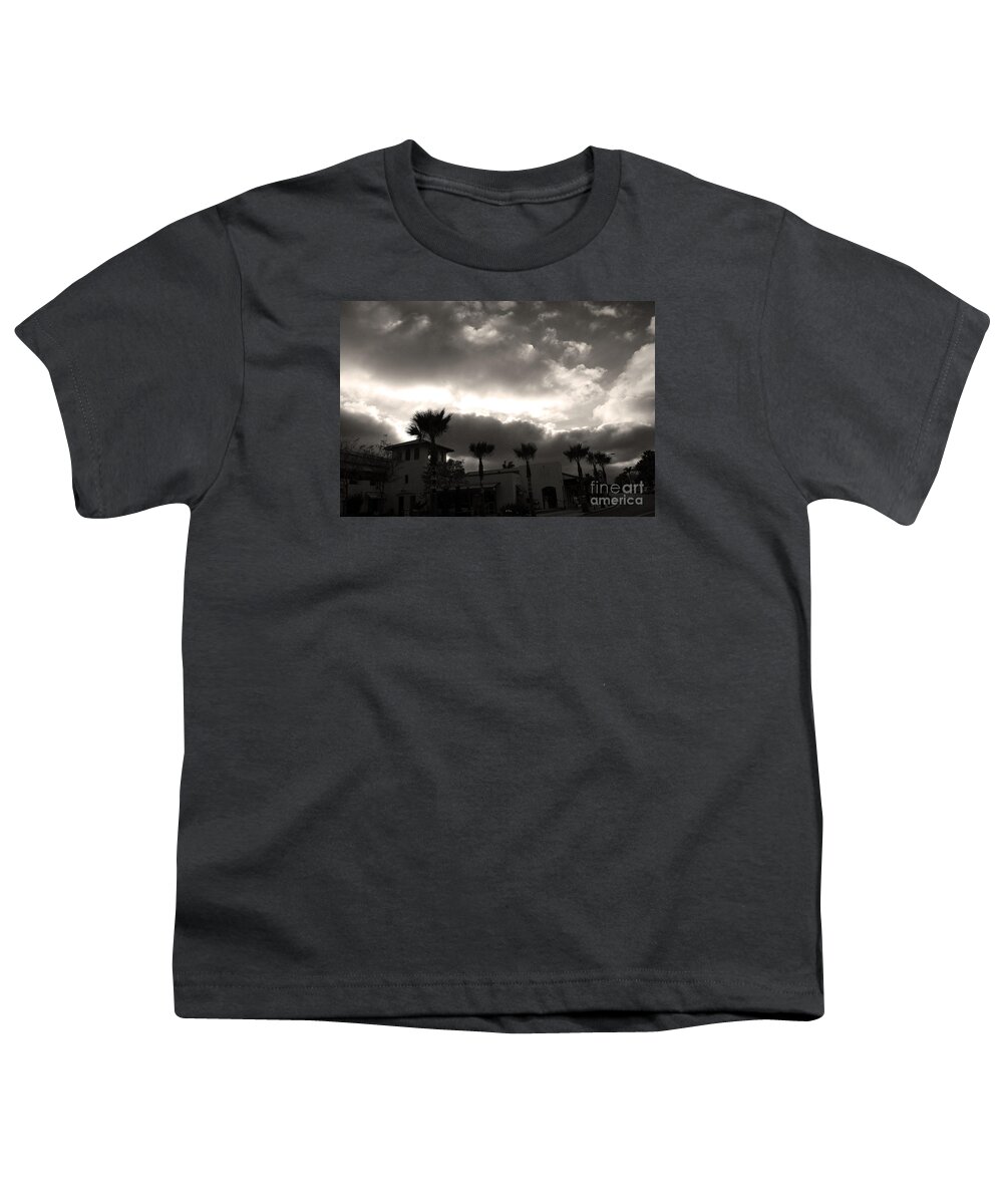 Hotel Youth T-Shirt featuring the photograph Hotel California by Linda Shafer