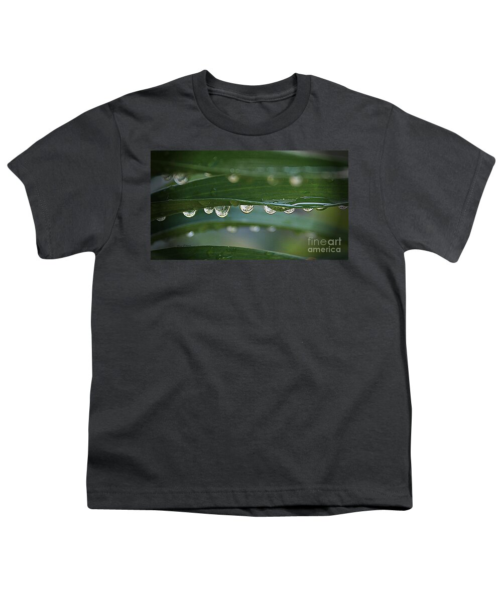 Droplets Youth T-Shirt featuring the photograph Line up by Yumi Johnson