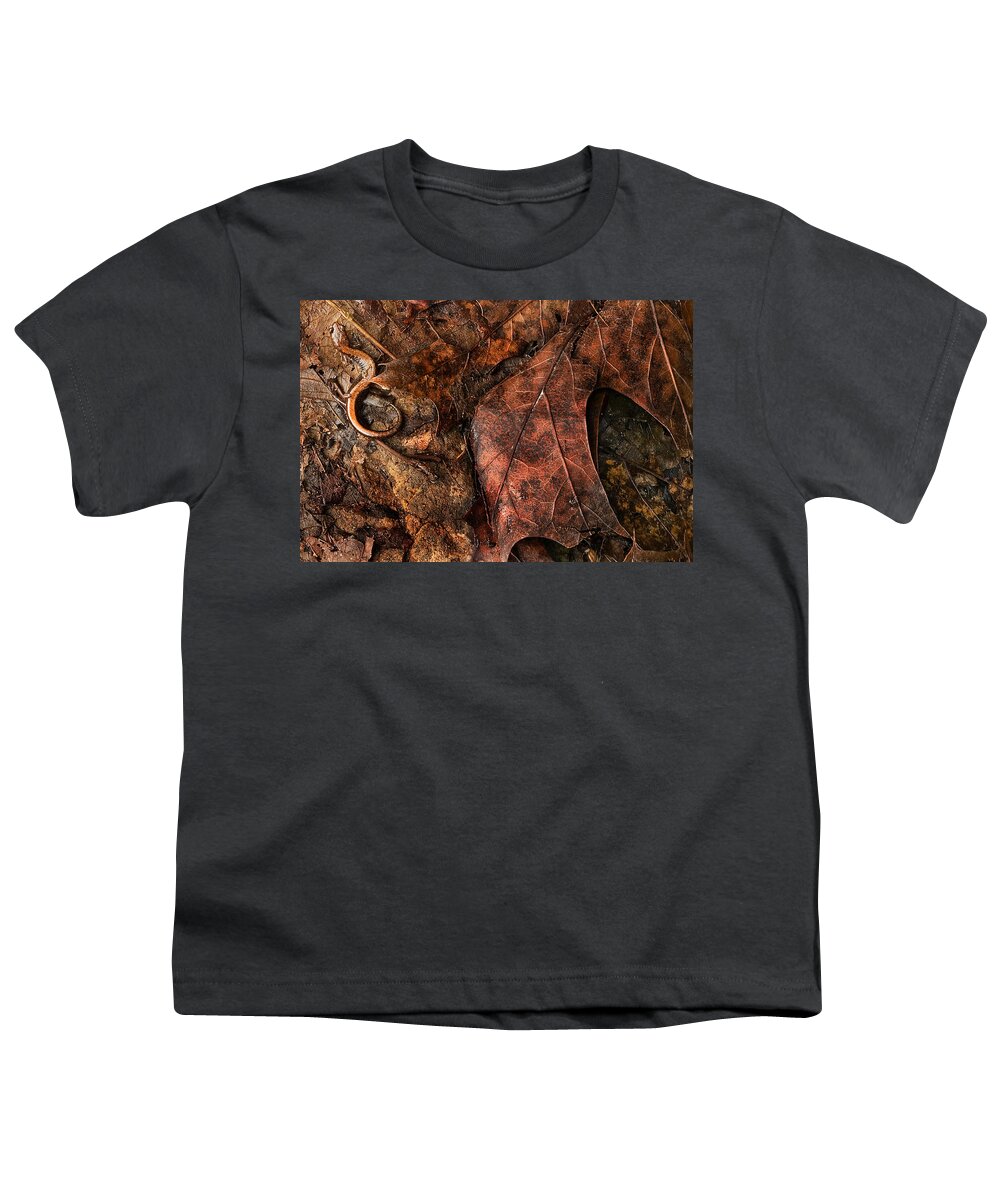 Salamander Youth T-Shirt featuring the photograph Perfect Disguise by Jill Love