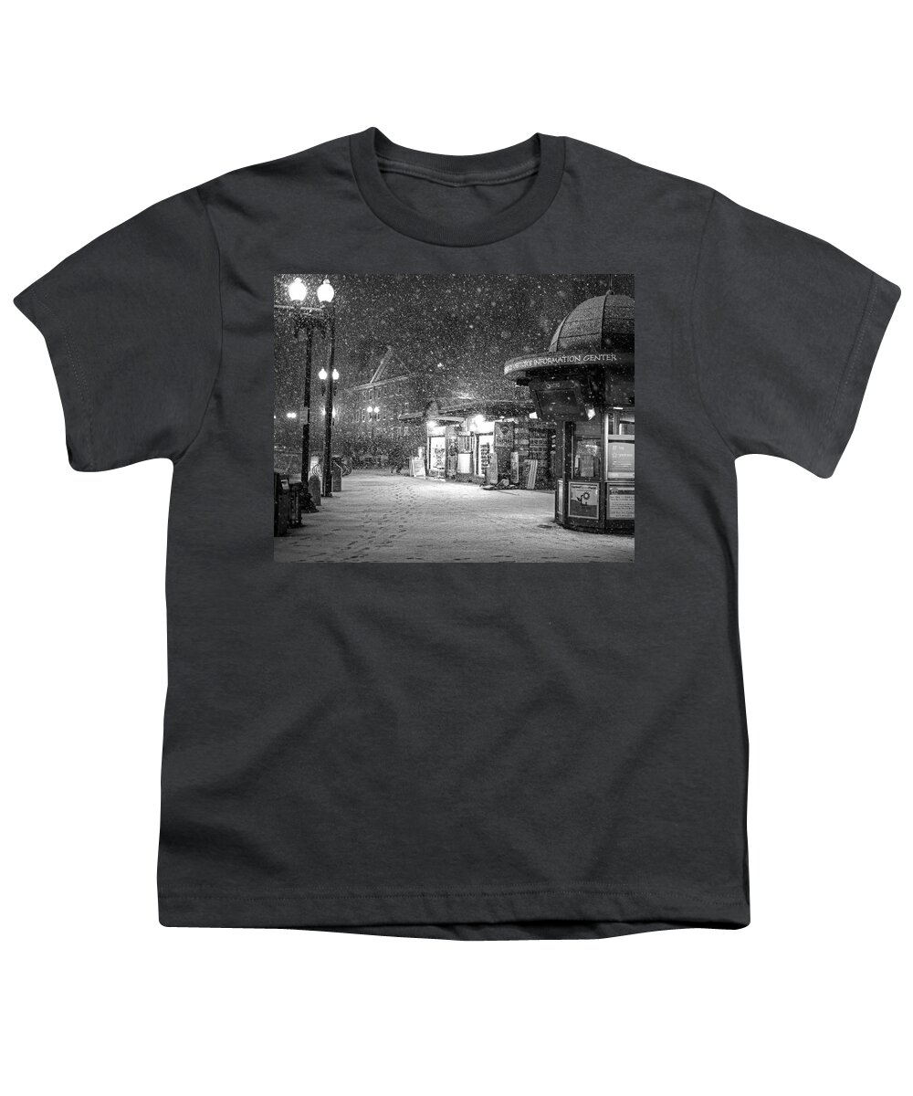 Harvard Youth T-Shirt featuring the photograph Snowfall in Harvard Square Cambridge MA Kiosk Black and White by Toby McGuire