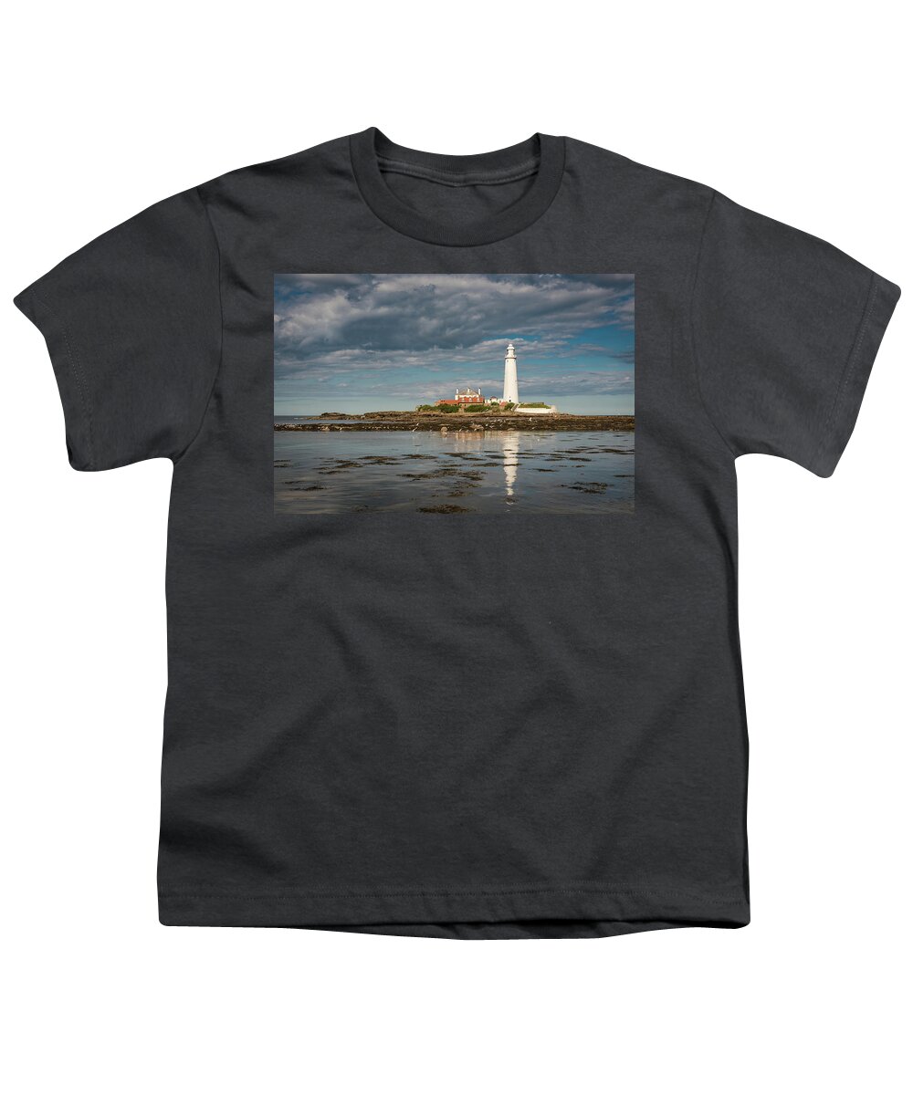 St Mary's Lighthouse Youth T-Shirt featuring the photograph St Mary's Lighthouse by Gary Eason