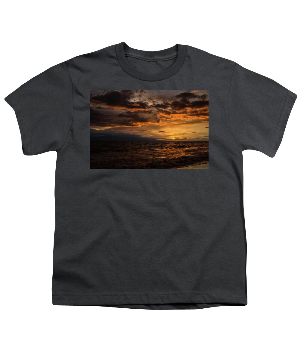 Sunset Youth T-Shirt featuring the photograph Sunset over Hawaii by Chris McKenna