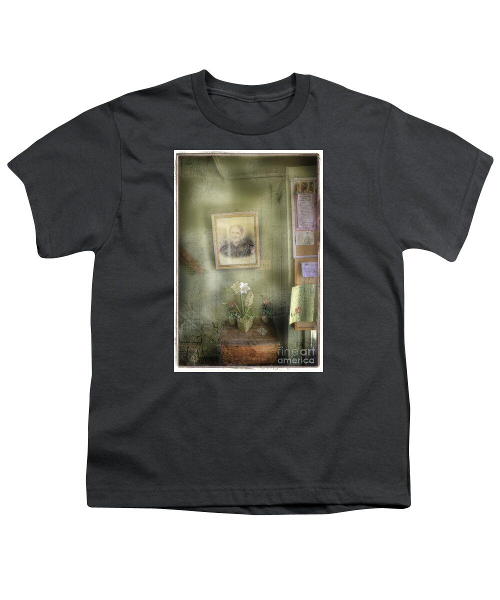 Vinal Youth T-Shirt featuring the photograph Vinalhaven Mother by Craig J Satterlee