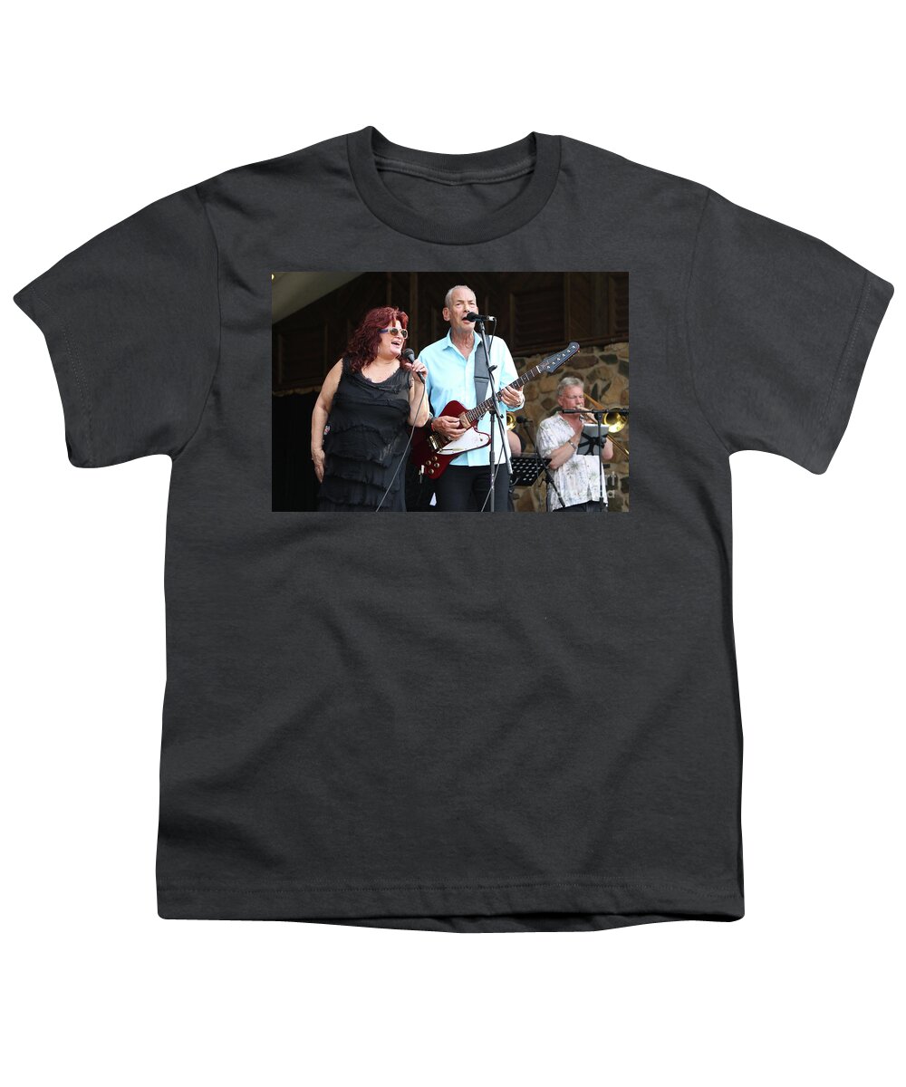 Kal David Youth T-Shirt featuring the photograph Musicians Kal David and Lori Bono #2 by Concert Photos