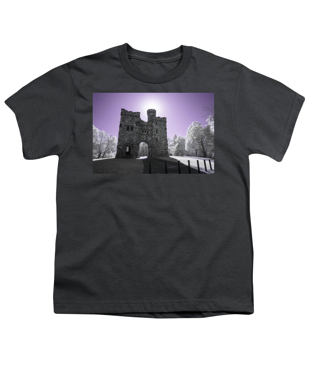 Bancroft Tower Worcester Ma Mass Massachusetts Newengland New England Usa U.s.a. 590nm Ir Infrared Castle Stone Brick Sun Sky Purple Brian Hale Brianhalephoto Youth T-Shirt featuring the photograph Bancroft Tower infrared by Brian Hale