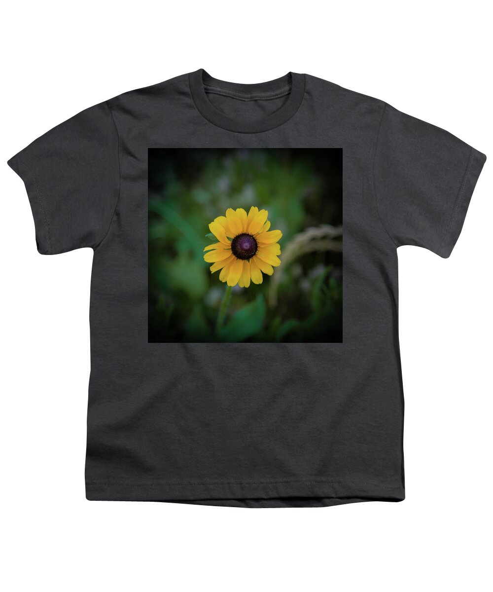 Black-eyed Susan Youth T-Shirt featuring the photograph Black-eyed Susan Close-Up by Lora J Wilson