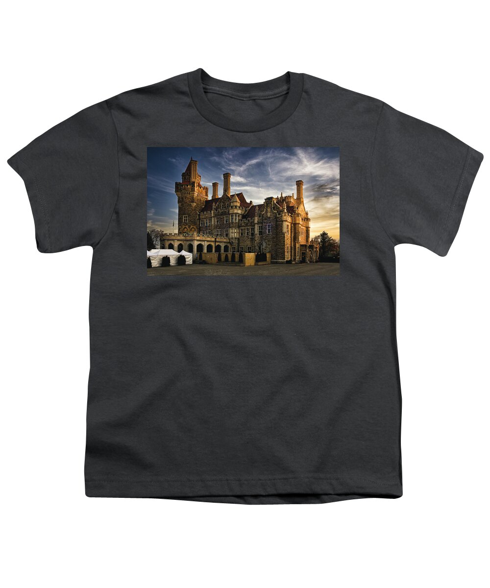 Cn Tower Youth T-Shirt featuring the photograph Casa Loma Sunset - Toronto by Dee Potter