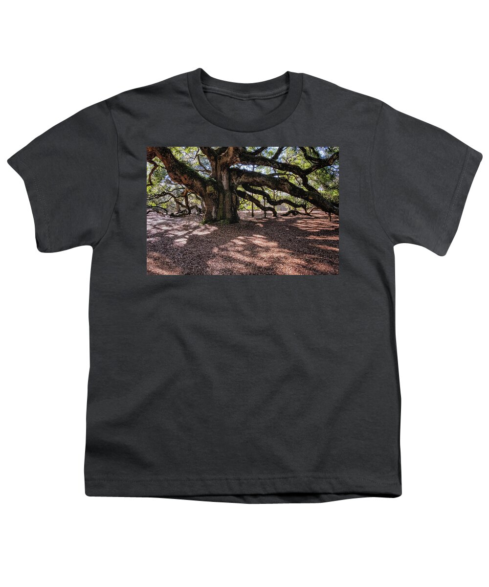 Marietta Georgia Youth T-Shirt featuring the photograph Angel Oak by Tom Singleton