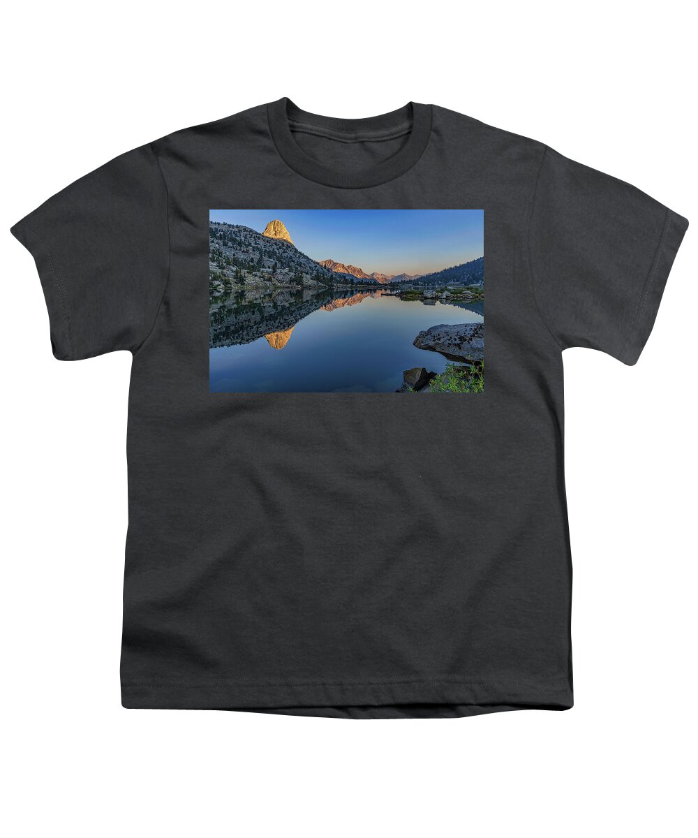 Sierra Youth T-Shirt featuring the photograph Fin Dome Sunrise by Martin Gollery