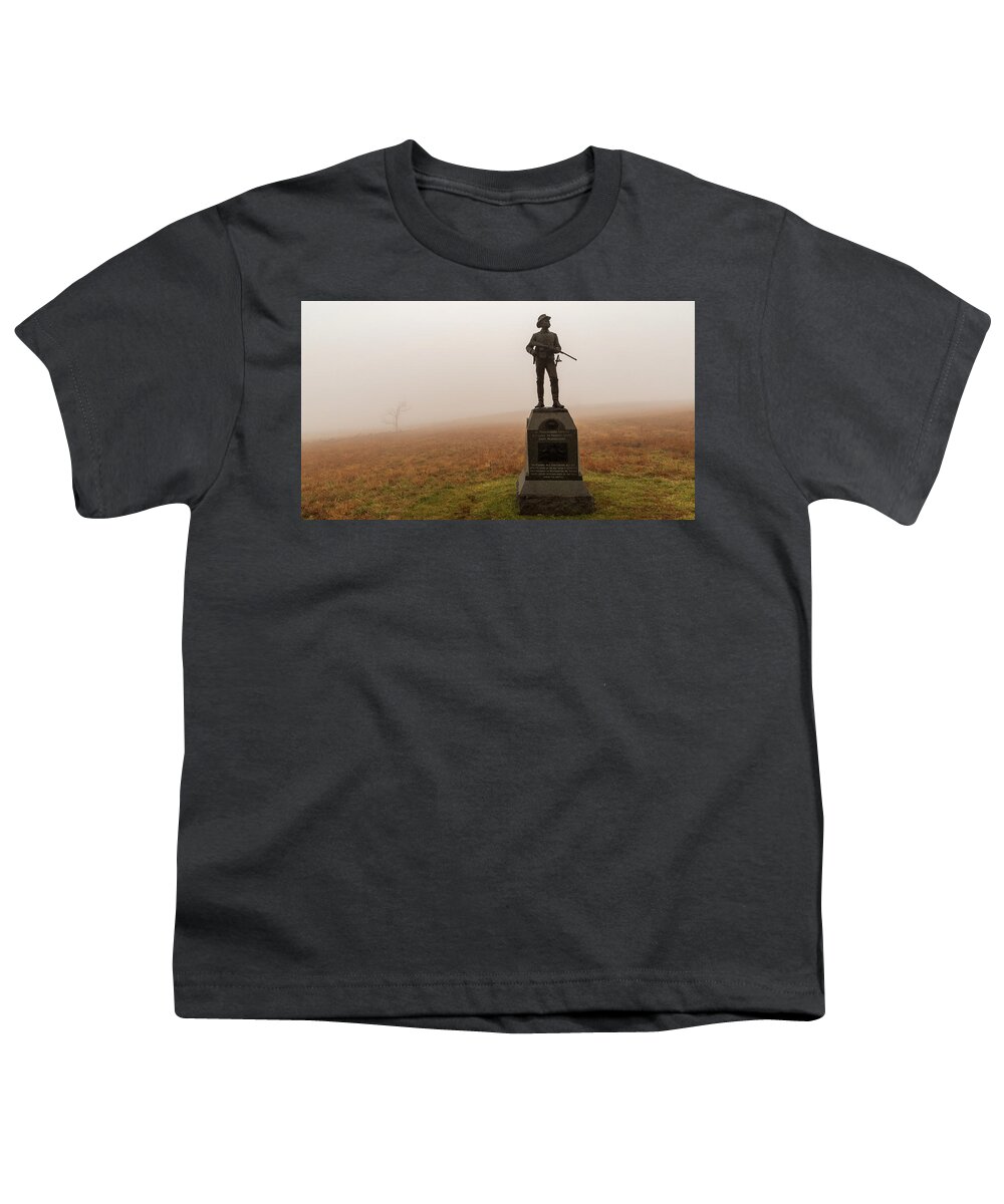 Gettysburg Youth T-Shirt featuring the photograph Gettysburg - Pennsylvania Cavalry Memorial by Amelia Pearn