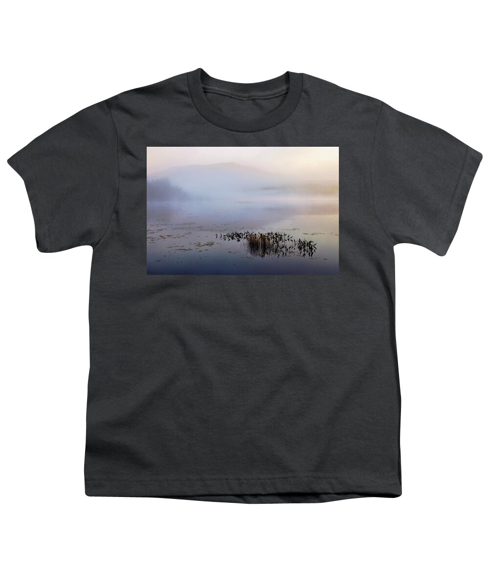 Katahdin Youth T-Shirt featuring the photograph Mount Katahdin 34A4036 by Greg Hartford