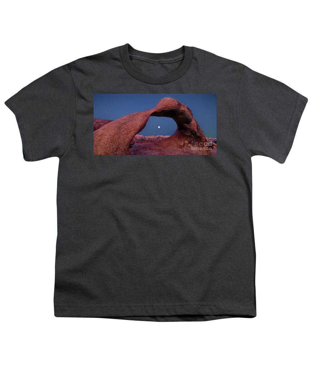 Geological Formations Youth T-Shirt featuring the photograph Panoramic Moonset in Arch Alabama Hills California by Dave Welling