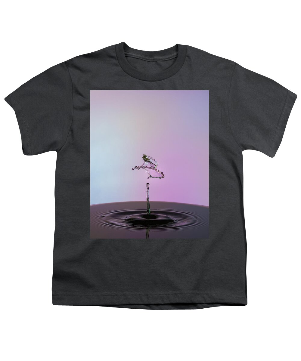 Abstract Youth T-Shirt featuring the photograph Top Hat by Sue Leonard