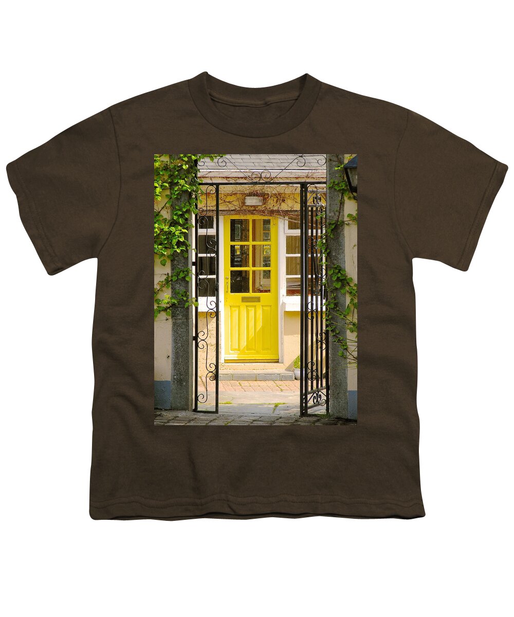 Irish Doors Youth T-Shirt featuring the photograph Come On In by Suzanne Oesterling