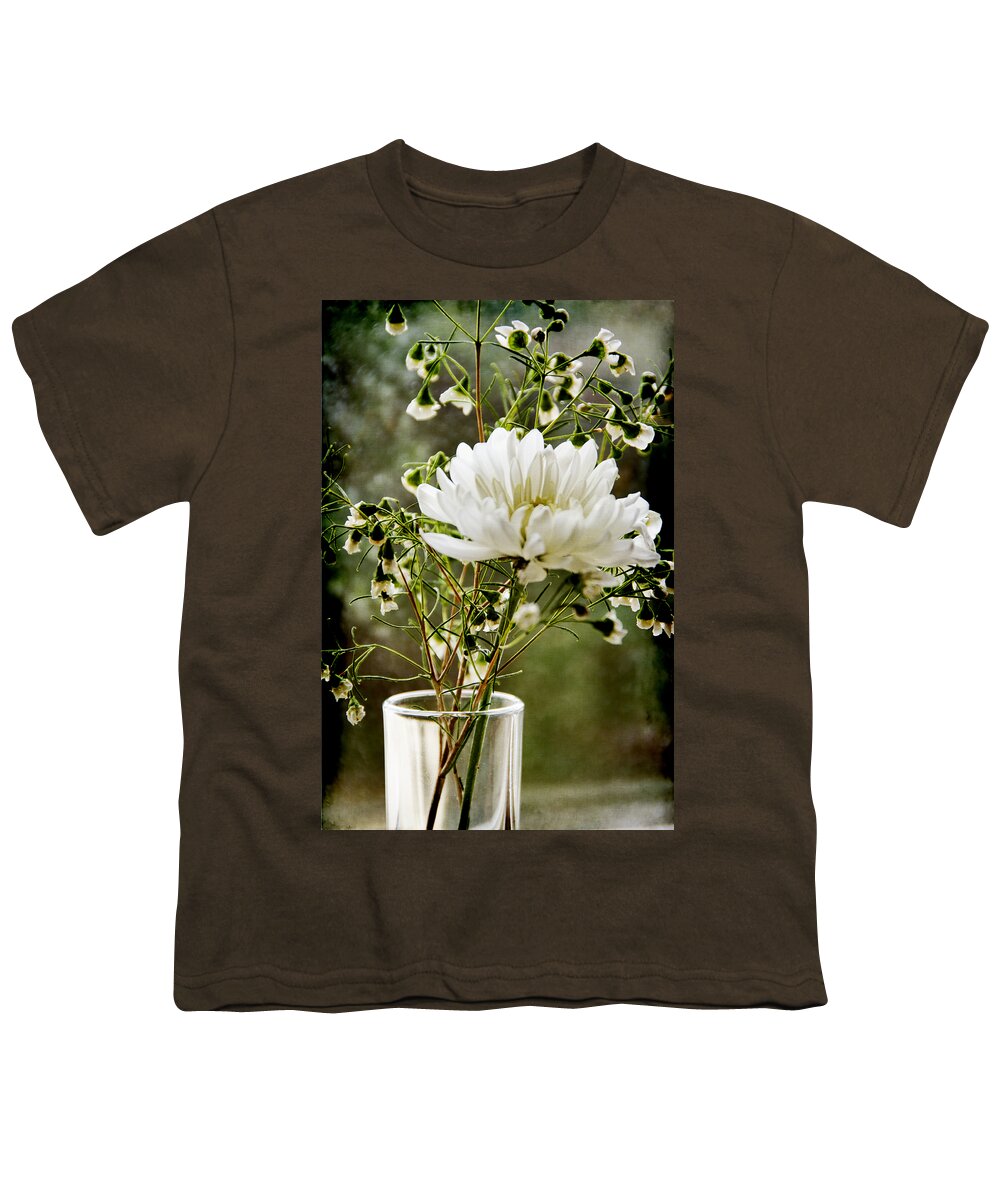 Daisy Youth T-Shirt featuring the photograph Daisy Mum 3 by Angelina Tamez