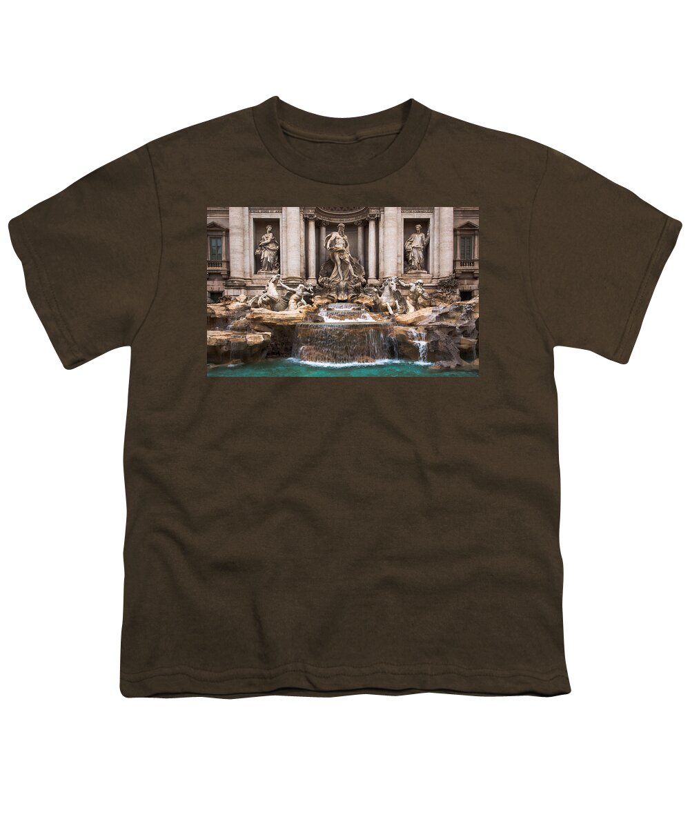 Europe Youth T-Shirt featuring the photograph Trevi Fountain by John Wadleigh