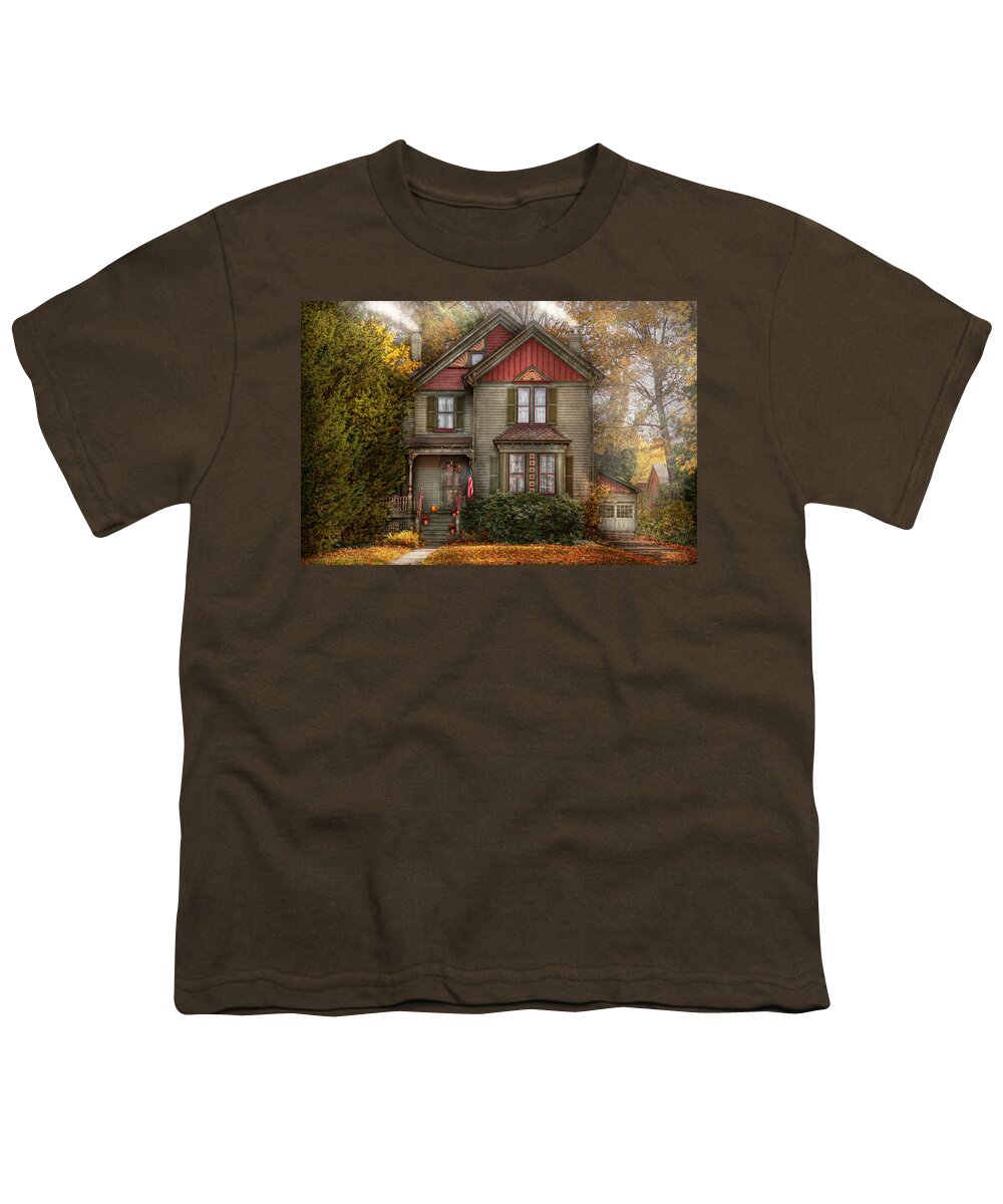 Victorian Youth T-Shirt featuring the photograph Victorian - Cranford NJ - Only the best things by Mike Savad