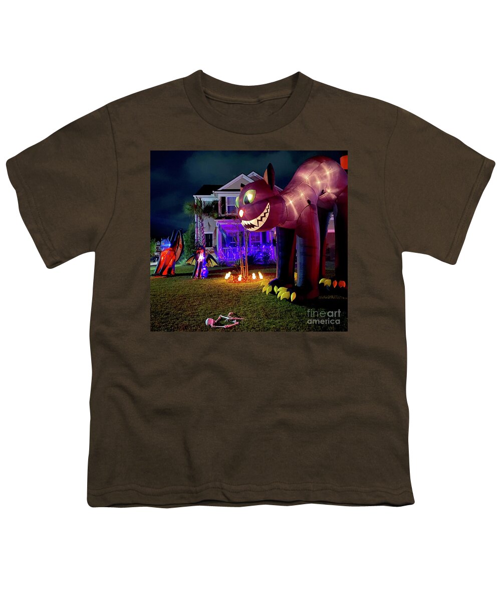 Halloween Youth T-Shirt featuring the photograph Halloween Cat by Flavia Westerwelle