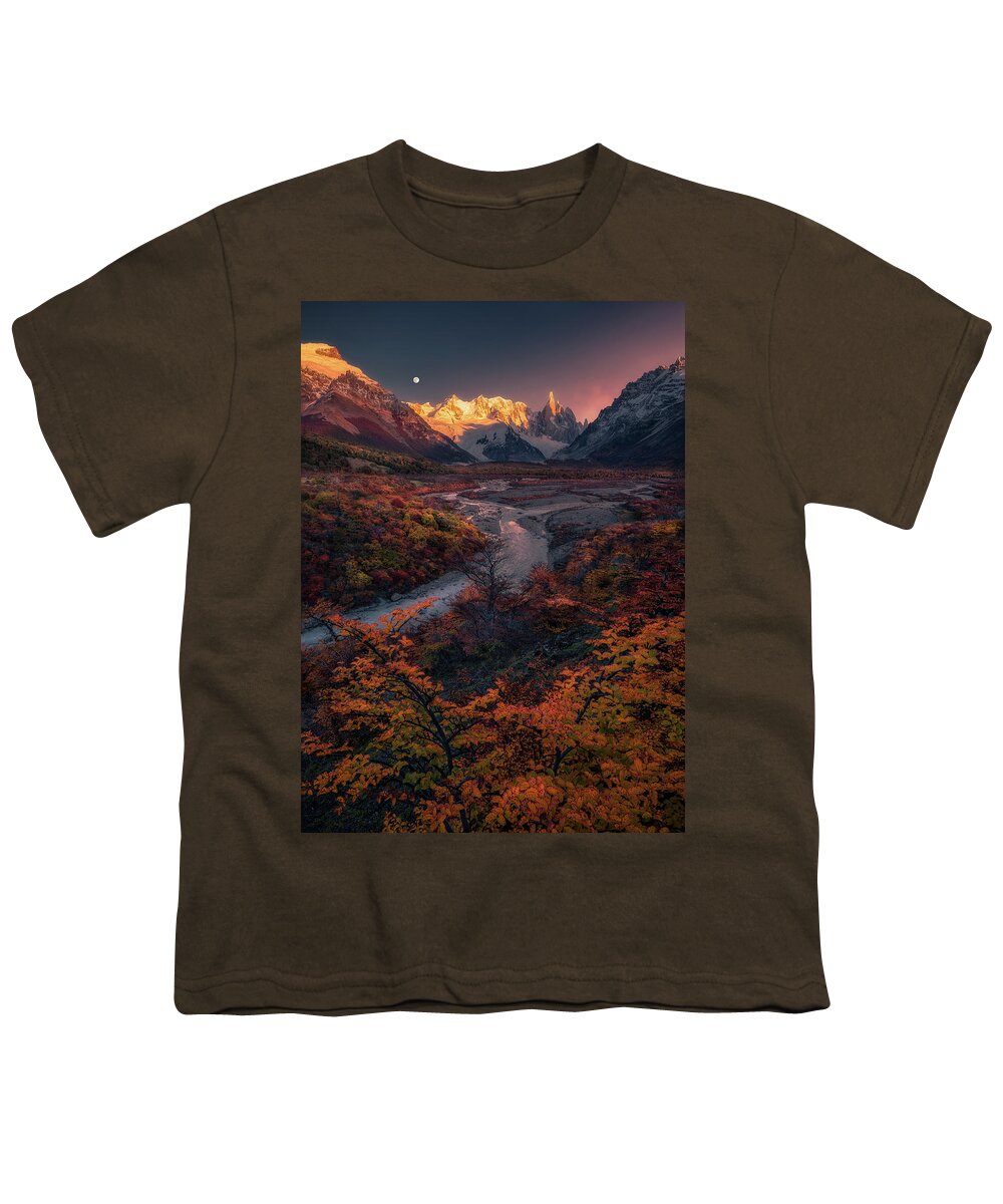 Cerro Torre Youth T-Shirt featuring the photograph Sunrise at Cerro Torre by Henry w Liu
