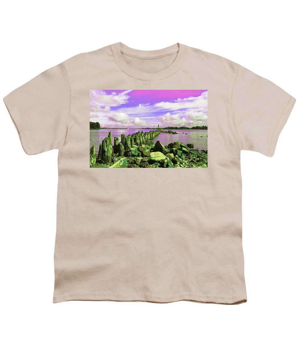 Kelley Point Park Youth T-Shirt featuring the photograph Avian Outpost by Laureen Murtha Menzl
