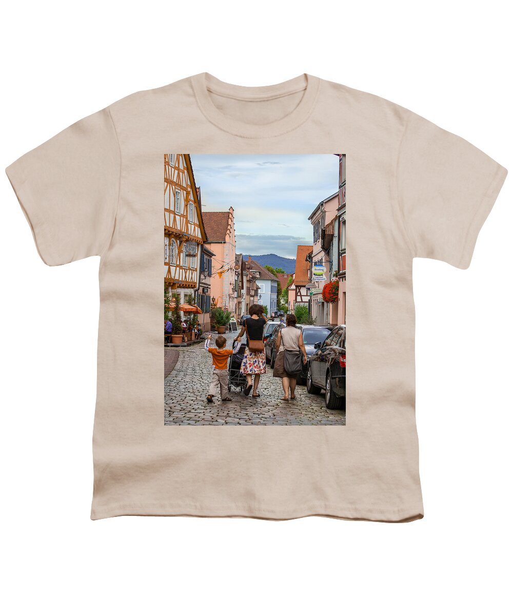 Marketplace Youth T-Shirt featuring the photograph Bummeln auf dem Marktplatz by Debbie Karnes