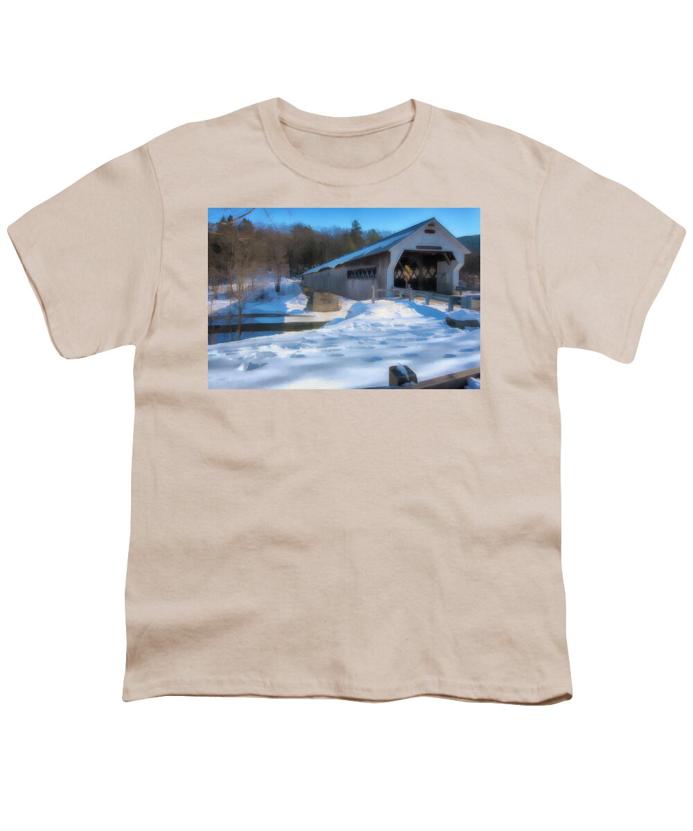 Williamsville Vermont Youth T-Shirt featuring the photograph Dummerston Bridge #2 by Tom Singleton