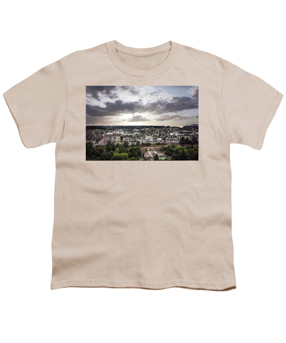 Scotland Youth T-Shirt featuring the photograph Edinburgh by Bill Howard