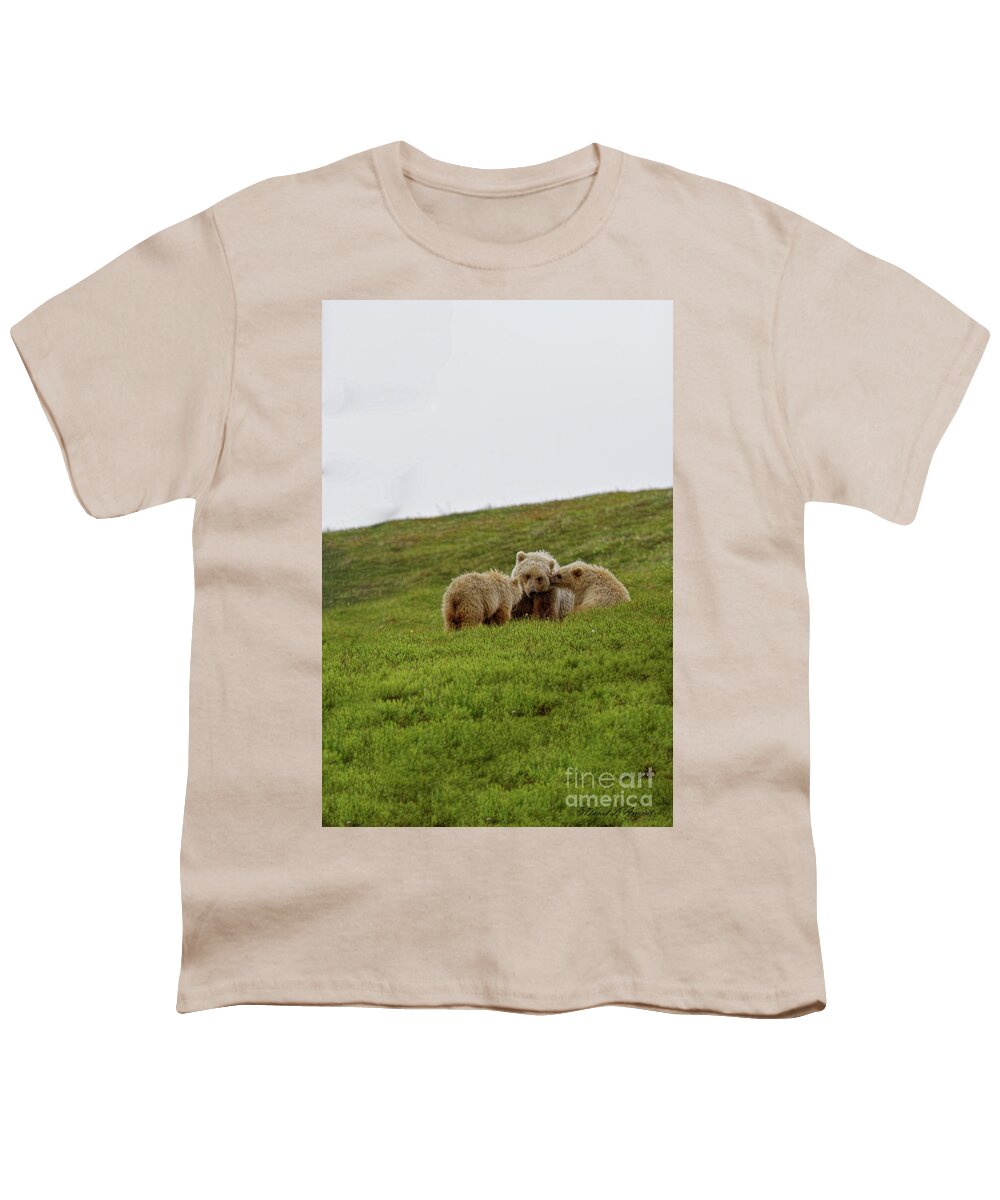 Cub Youth T-Shirt featuring the photograph Kisses for Mom by David Arment