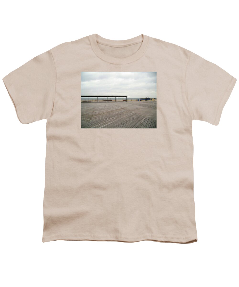 New London Beach Youth T-Shirt featuring the photograph New Londodn beach by Wolfgang Schweizer
