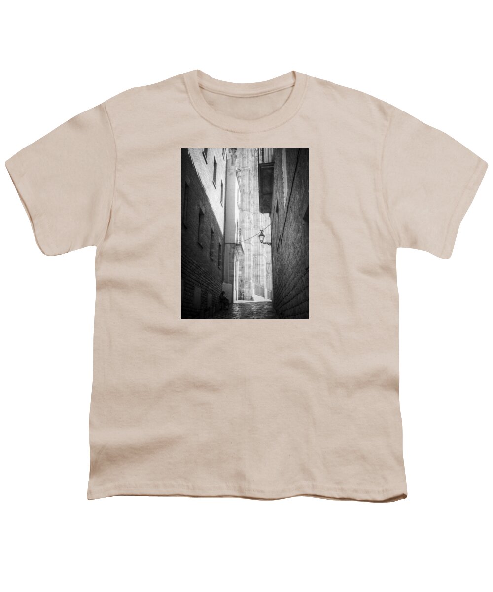 Barcelona Youth T-Shirt featuring the photograph Quiet Moment Near Barcelona Cathedral, b/w by Valerie Reeves