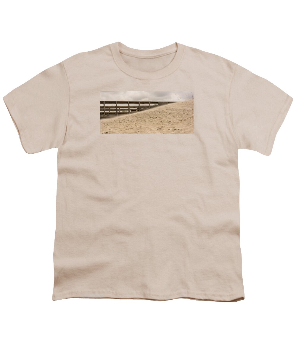 Charleston Youth T-Shirt featuring the photograph Wind Blown by Josh Blaha