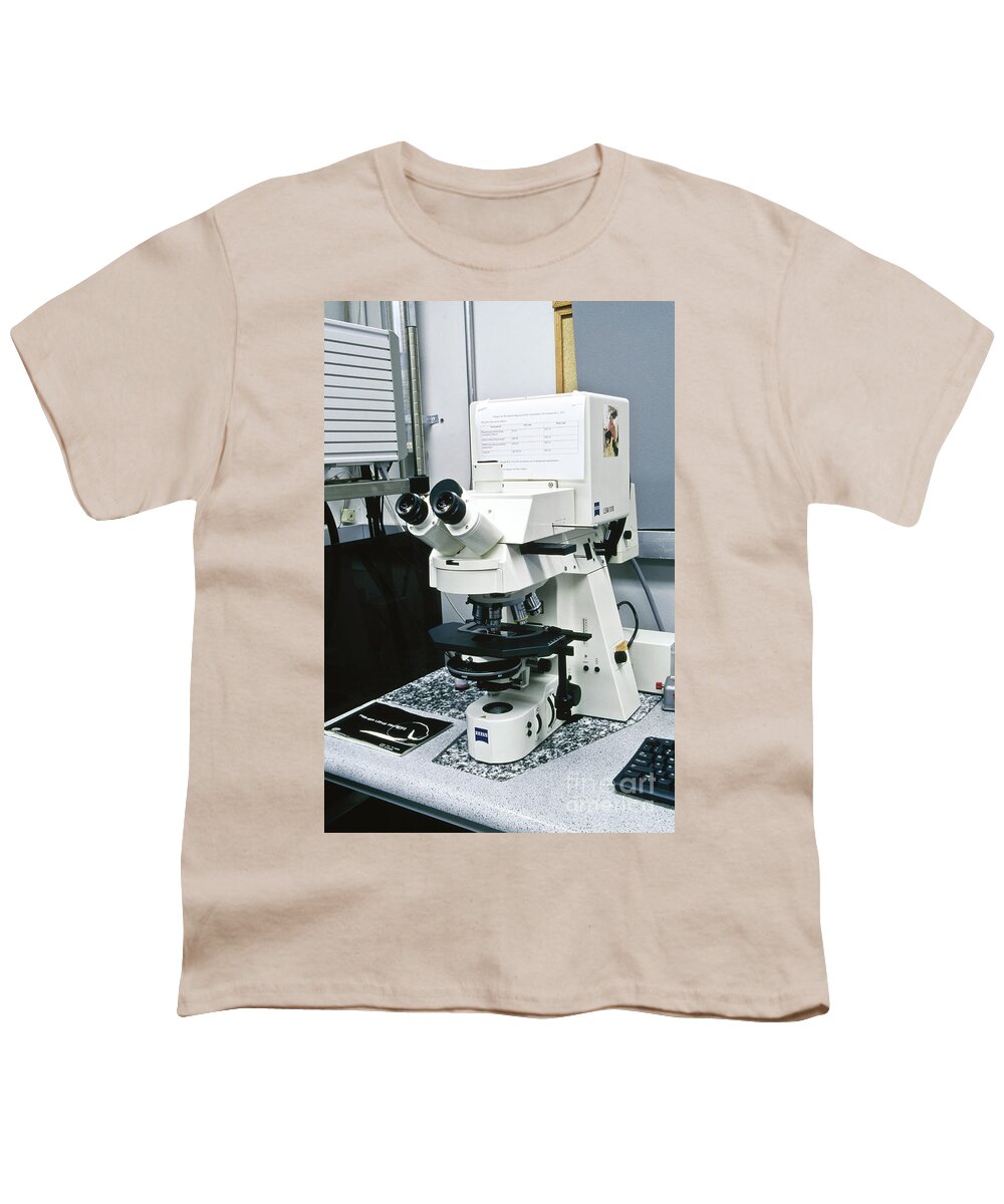 Zeiss Youth T-Shirt featuring the photograph Zeiss Laser Scanning Microscope by Inga Spence