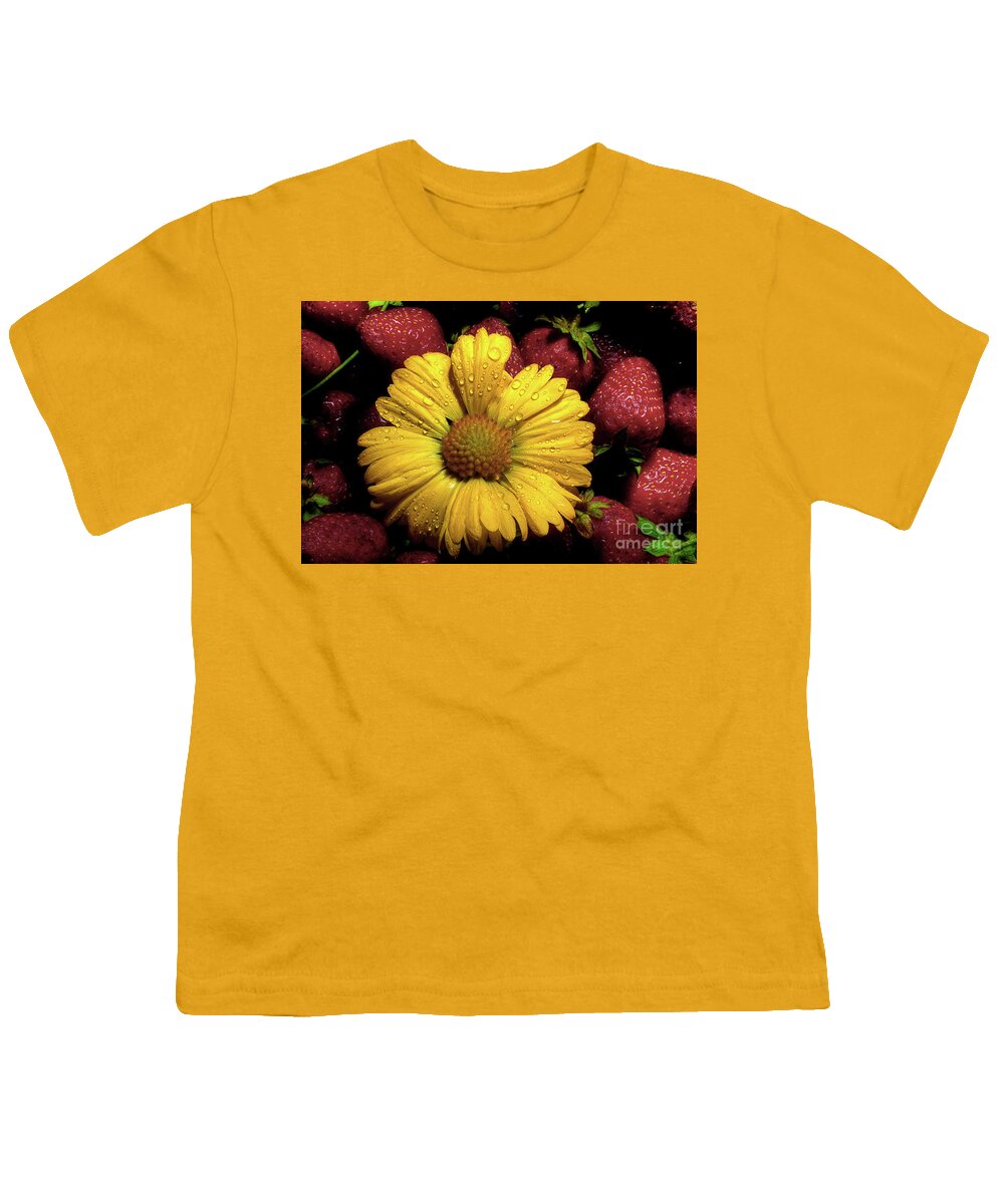 Daisy Youth T-Shirt featuring the photograph A Little Sunshine In The Morning by Michael Eingle