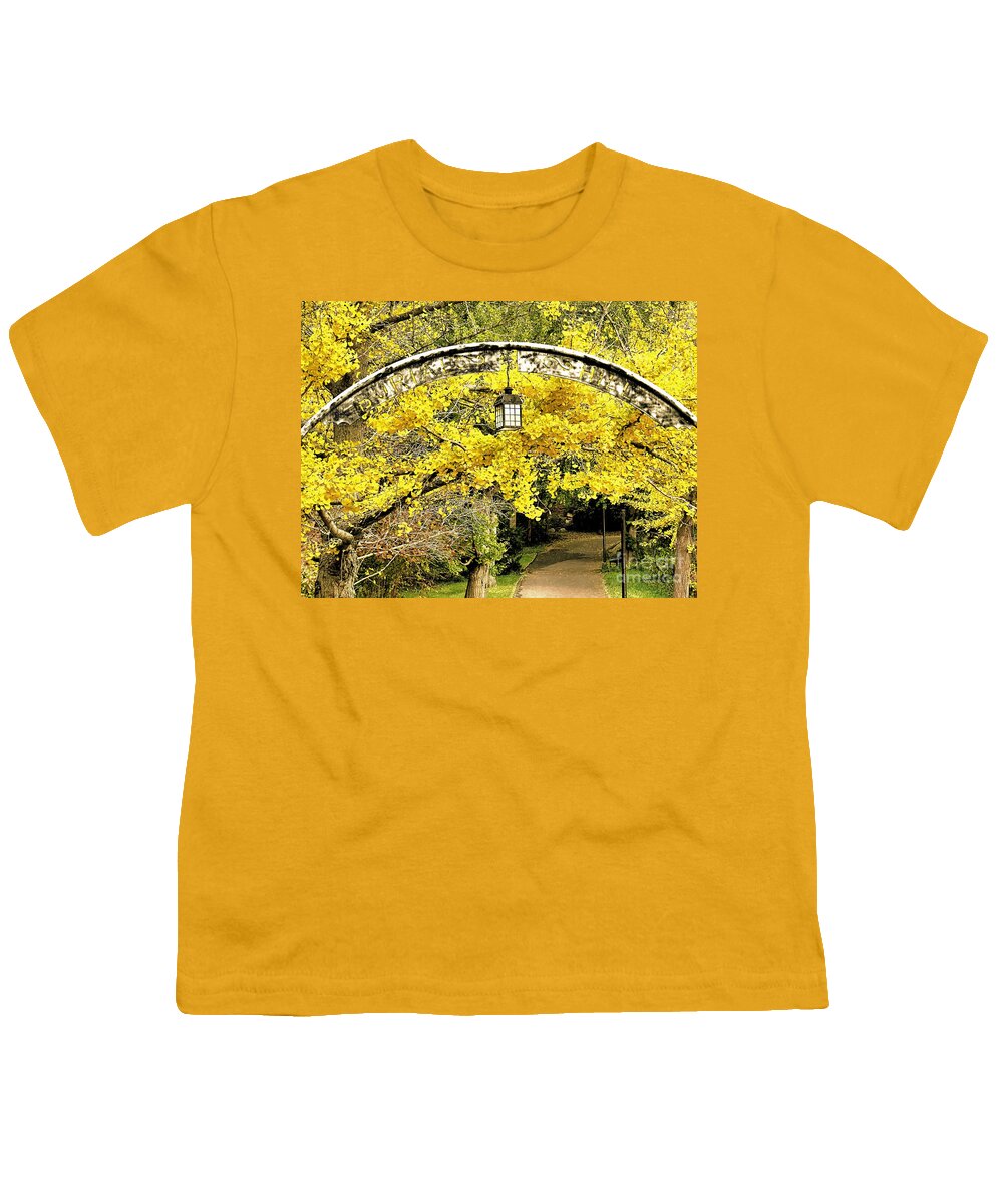 Summer Street Entrance Youth T-Shirt featuring the photograph Summer Street Entrance by Janice Drew