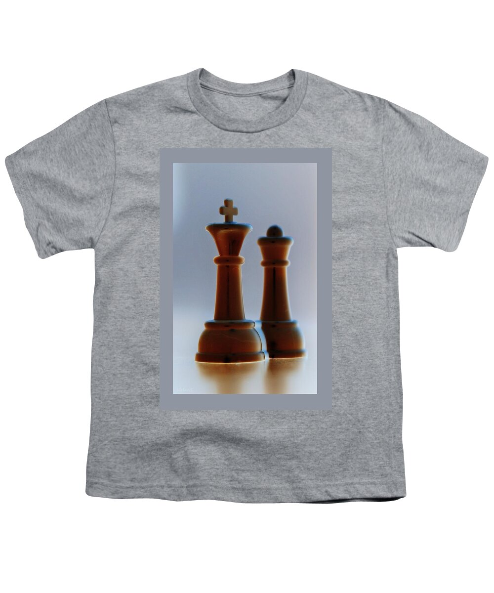 Queen Youth T-Shirt featuring the photograph King And Queen by Rob Hans