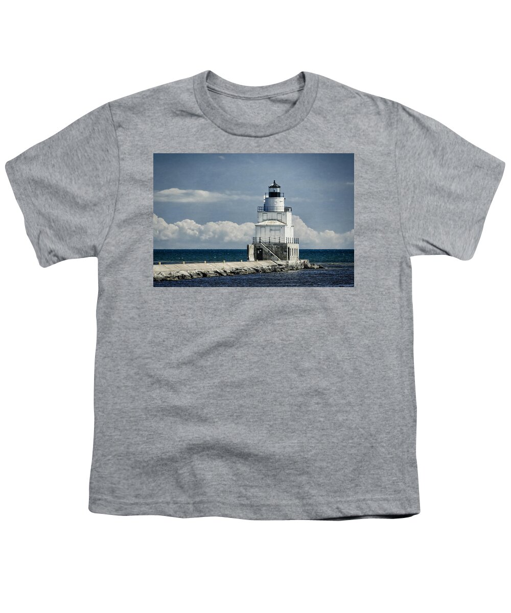 Architecture Youth T-Shirt featuring the photograph Manitowoc Breakwater Lighthouse by Joan Carroll
