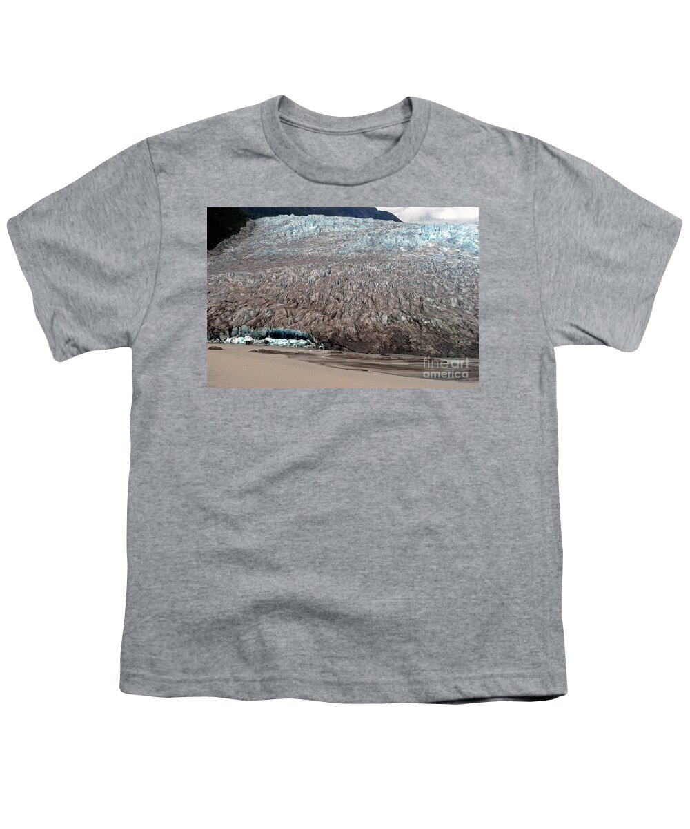 Airplane View Youth T-Shirt featuring the photograph Seemingly by Joseph Yarbrough