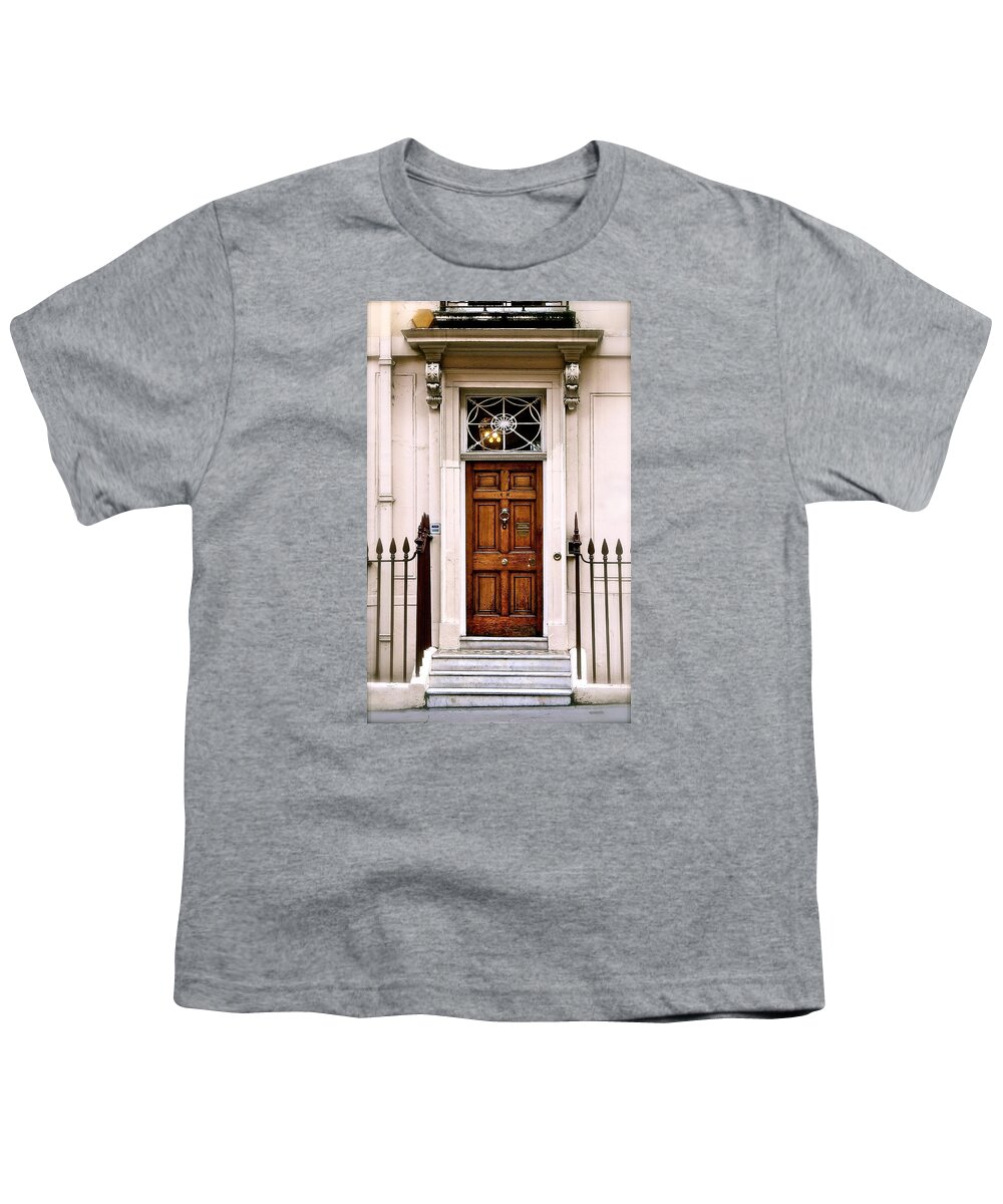 London England Youth T-Shirt featuring the photograph Doorway On Albemarle Street by Ira Shander