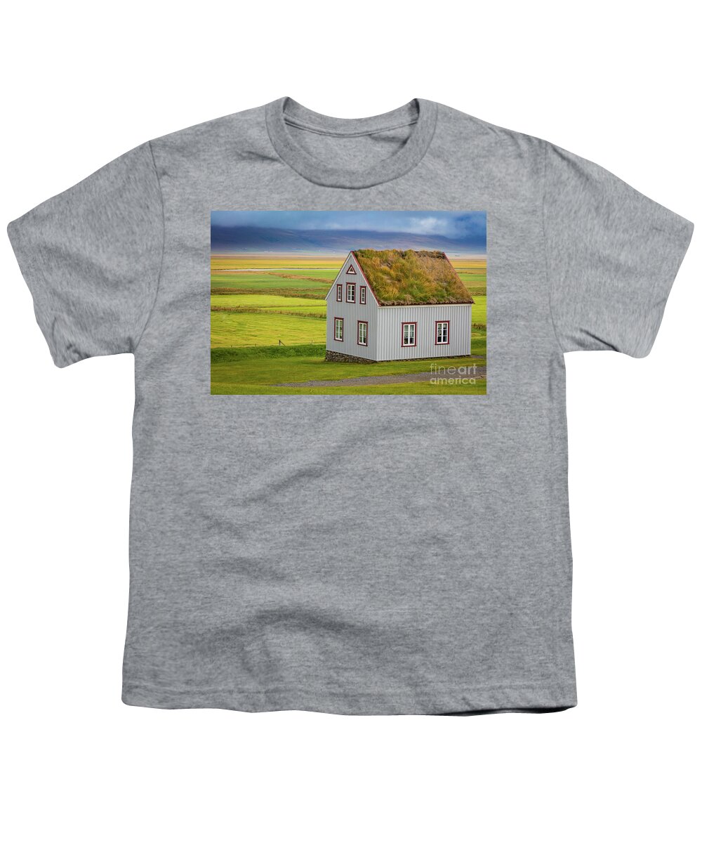 Byggðasafn Skagfirðinga Youth T-Shirt featuring the photograph Glaumbaer Farmhouse by Inge Johnsson